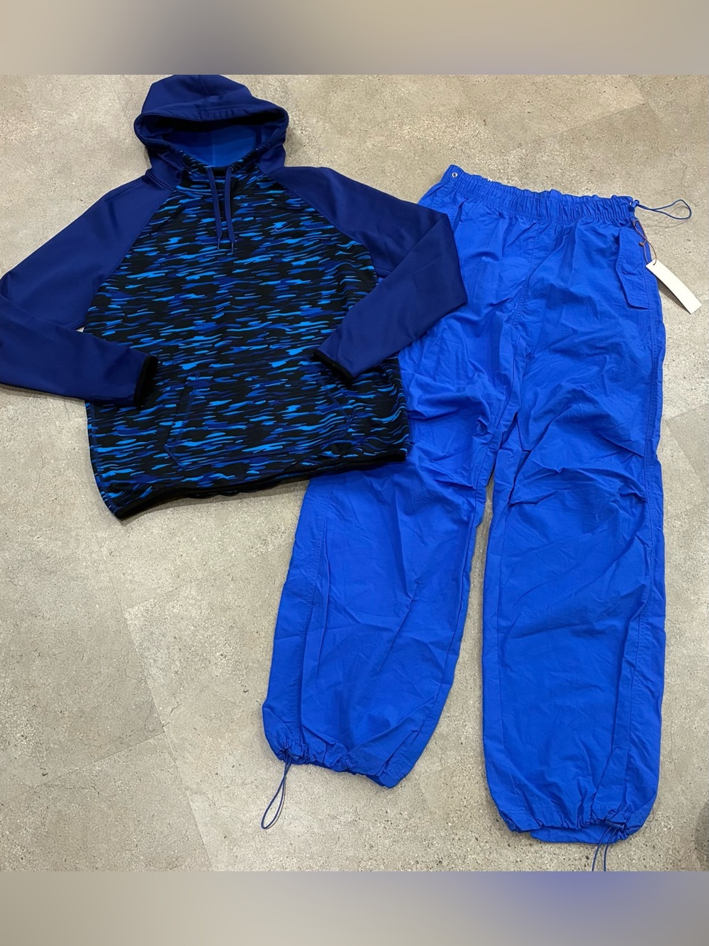 Women’s NIKE / LOVE TREE Hoodie Sweatshirt & Parachute Pants, sz Large…1 NWT
